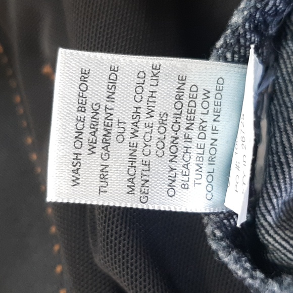 C J Banks 18 W Average Signature Slimming Dark Denium Jeans Like New - Picture 8 of 10